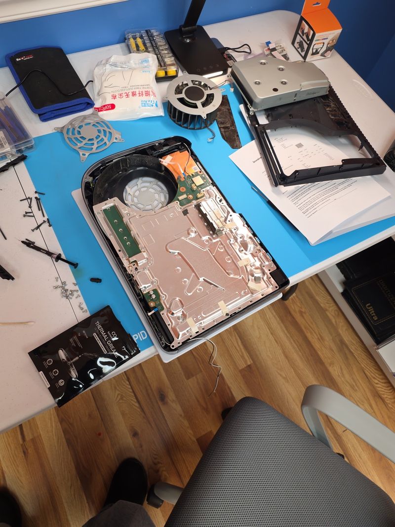 PlayStation 5 opened up on the repair bench